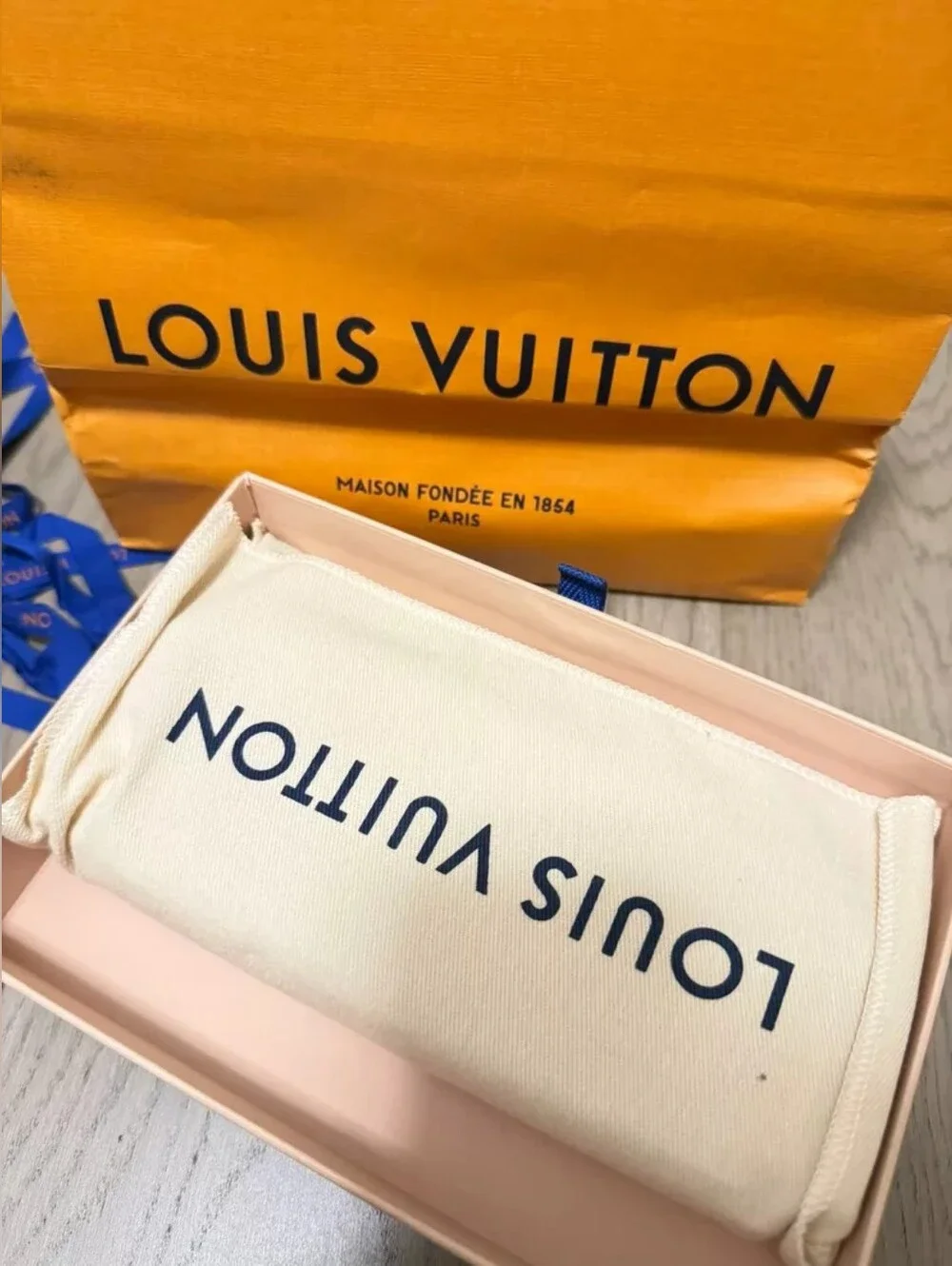 Louis Vuitton Emilie Wallet